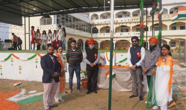 जोगपाल पब्लिक स्कूल में गणतंत्र दिवस की धूम: डायरेक्टर शरणजीत सिंह ने फहराया तिरंगा