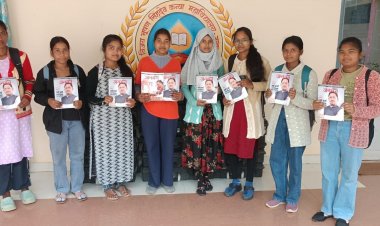 जशपुर: कन्या महाविद्यालय में 'जनमन' पत्रिका का वितरण, छात्राओं को मिलेगी सरकारी योजनाओं की जानकारी