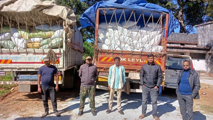 जशपुर पुलिस की बड़ी स्ट्राइक: झारखंड से अवैध धान ला रहे दो ट्रक जब्त, 160 क्विंटल धान के साथ तस्कर धरे गए