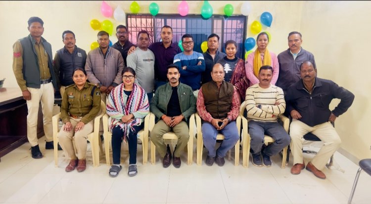 भावुक क्षणों के बीच डीएसपी विजय सिंह राजपूत को दी गई विदाई, कांसाबेल पुलिस स्टाफ ने जताया आभार