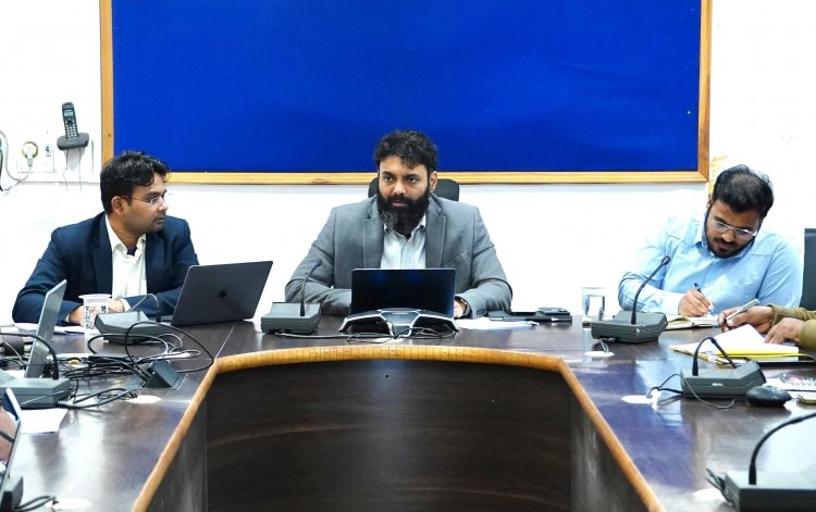 जशपुर: कलेक्टर का कड़ा निर्देश—वनांचल क्षेत्रों का दौरा करें अधिकारी, पात्र हितग्राहियों को घर बैठे मिले योजनाओं का लाभ