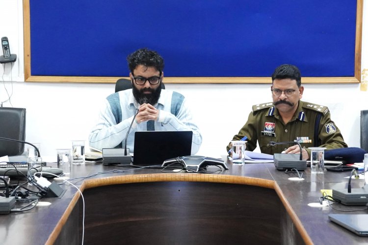 जशपुर में नशे और सड़क हादसों पर 'सर्जिकल स्ट्राइक': स्कूलों के 100 मीटर दायरे में तंबाकू बिका तो खैर नहीं, कलेक्टर और SSP के कड़े निर्देश