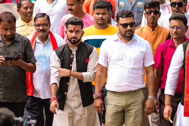 युवा राजनीति में नया अध्याय: विजय आदित्य सिंह जूदेव बने भाजयुमो के जिलाध्यक्ष, जशपुर में आतिशबाजी के साथ स्वागत