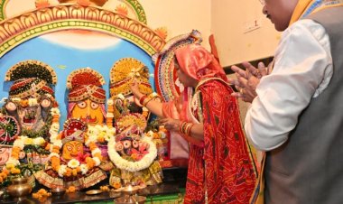 मुख्यमंत्री श्री विष्णुदेव साय ने श्री जगन्नाथ मंदिर में टेका माथा: जन्मदिवस पर सपत्नीक की पूजा-अर्चना, प्रदेश की खुशहाली के लिए मांगा आशीर्वाद