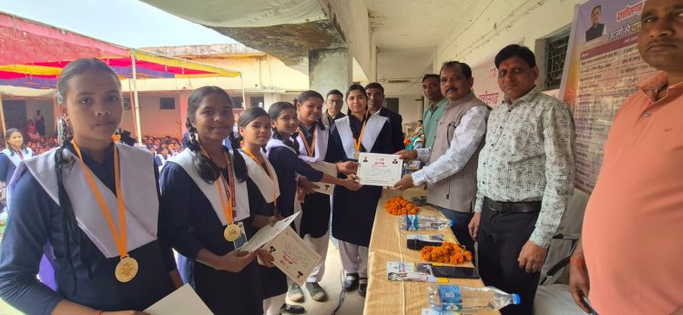 कांसाबेल कन्या शाला में बिजली विभाग का रजत महोत्सव संपन्न, प्रतियोगिताओं के जरिए छात्रों को सिखाया बिजली बचाने का हुनर