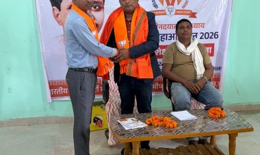 सोशल मीडिया जनता तक पहुँचने की महत्वपूर्ण कड़ी: प्रतीक प्रकाश सिंह