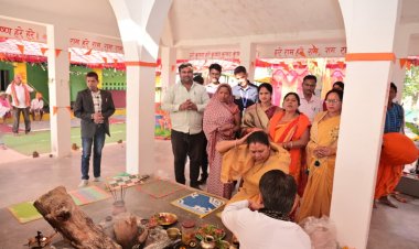 भक्तिमय हुआ बटुराकछार: विधायक गोमती साय अखंड नाम विष्णु महायज्ञ में हुईं शामिल, क्षेत्र की खुशहाली की कामना की