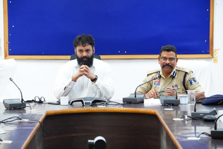 जशपुर: बस ऑपरेटरों को कलेक्टर की सख्त चेतावनी; लापरवाही पर रद्द होंगे परमिट, चालकों का होगा पुलिस वेरिफिकेशन