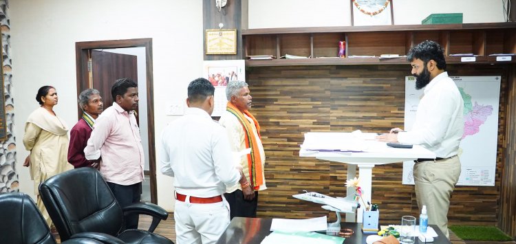 कलेक्टर जनदर्शन: श्री रोहित व्यास ने सुनीं जनता की समस्याएँ, समयबद्ध निराकरण के लिए अधिकारियों को दिए सख्त निर्देश