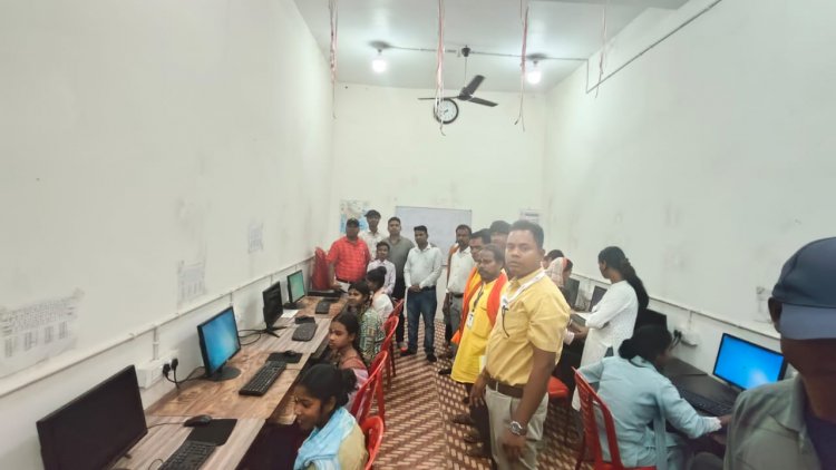 डिजिटल क्रांति की ओर लोहार समाज के बढ़ते कदम: जशपुर में निःशुल्क कंप्यूटर प्रशिक्षण कार्यक्रम का आगाज़