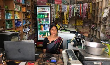 बिहान योजना से संवरी संज्योति की जिंदगी: बैंक सखी बन प्रतिमाह कर रहीं 9 लाख का लेन-देन, बनीं आत्मनिर्भरता की मिसाल