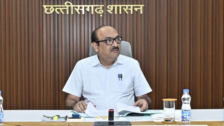 एम्स रायपुर के दीक्षांत समारोह में शामिल होंगे उपराष्ट्रपति, मुख्य सचिव ने ली समीक्षा बैठक; दिए कड़े निर्देश