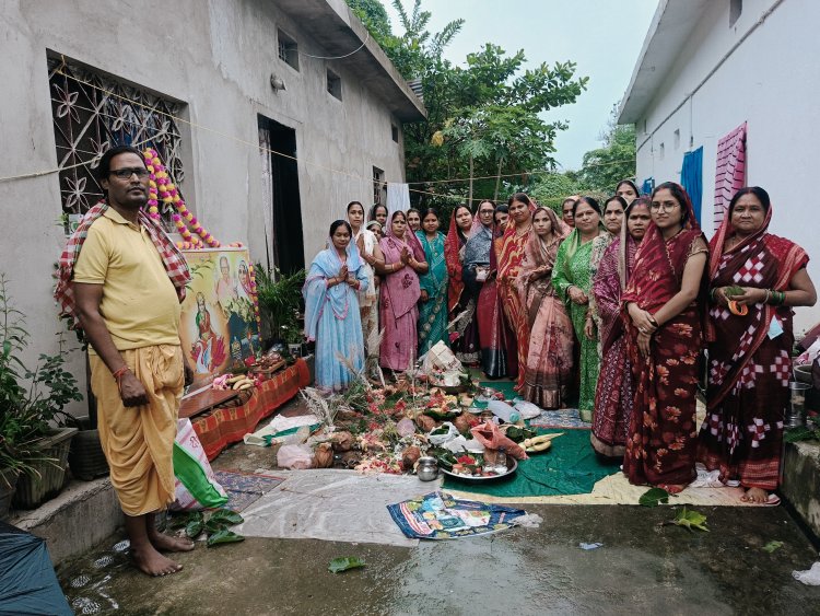 जशपुर के कांसाबेल में पारंपरिक उत्साह के साथ मनाया गया कमरछठ पर्व, संतान की लंबी उम्र के लिए माताओं ने रखा निर्जला व्रत